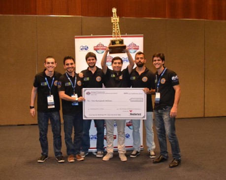 UFRJ Campeã do Petrobowl 2016